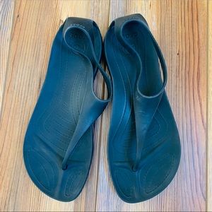 CROCS Shoes - Black Crocs Serena Flip Flop Sandal Size 7 CROCS Shoes - Black Crocs Serena Flip Flop Sandal Size 7